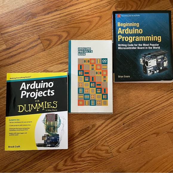 Arduino Books: Arduino Projects for Dummies, Beginning Arduino Programming, + - Picture 12 of 12
